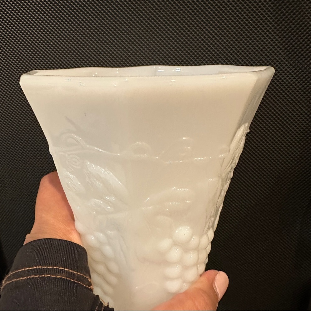 Vintage White Milk Glass Flower Vase Grape Vine Pattern Octagon Shape 7” Tall - Picture 7 of 10